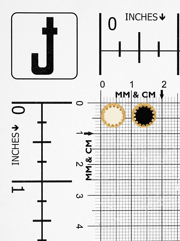 Accented Edges Gold with Black/White 8mm Shirt Button