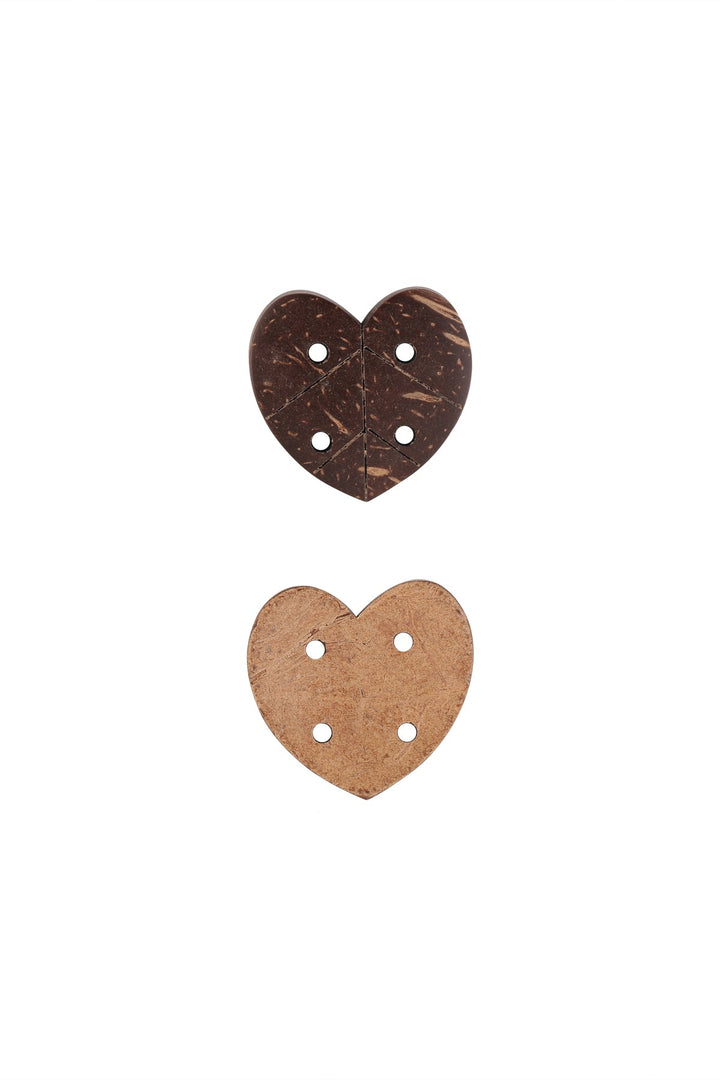 Heart Shape 4-Hole Adorable Brown Coco Buttons