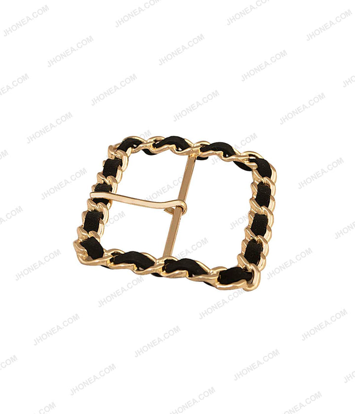 Broad Rectangle Frame Shiny Gold with Black Prong Buckle