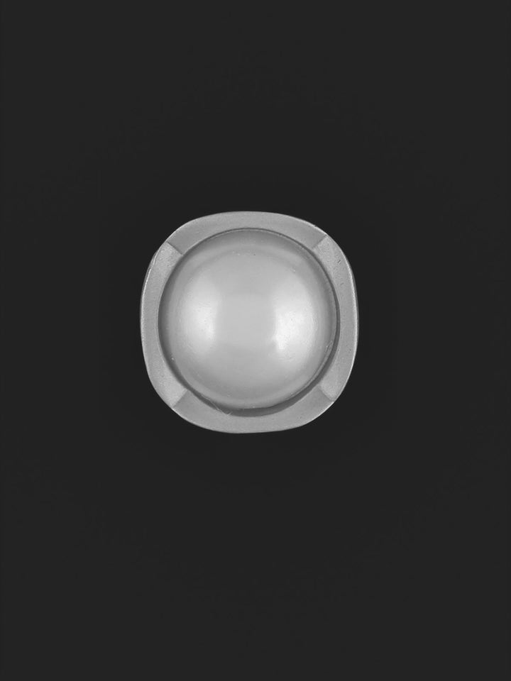 Rounded Square Shape Shiny Pearl Button in Silver Color