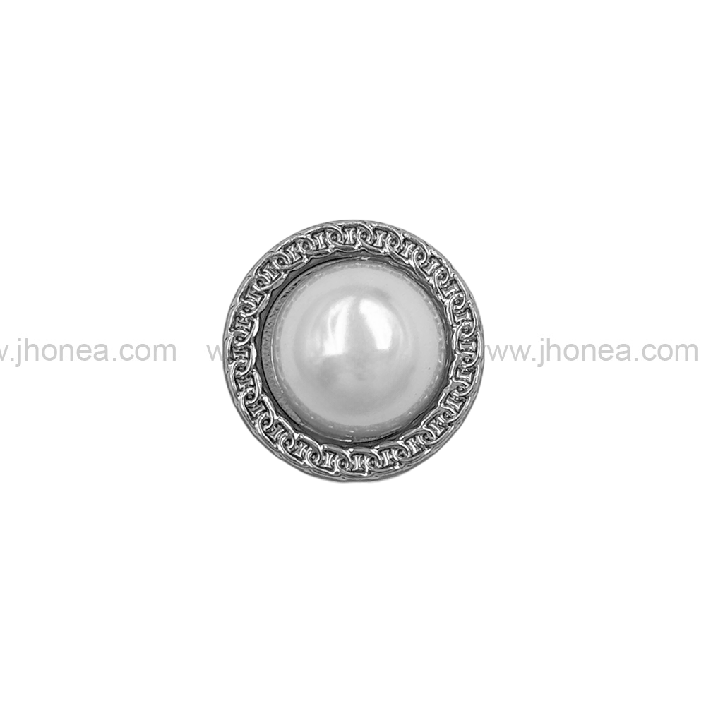 Shiny silver Round Shape with Chain-Like Design Rim Pearl Button