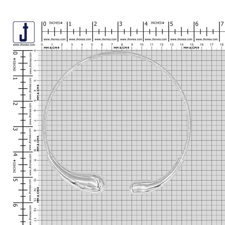 Classic Flexible Twist Neckline Necklace Design for Women