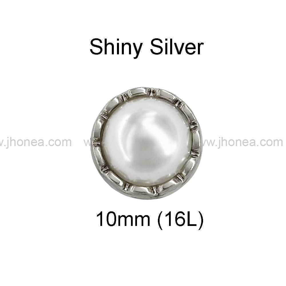 Shiny Round Shape with Scalloped Edges Pearl Button