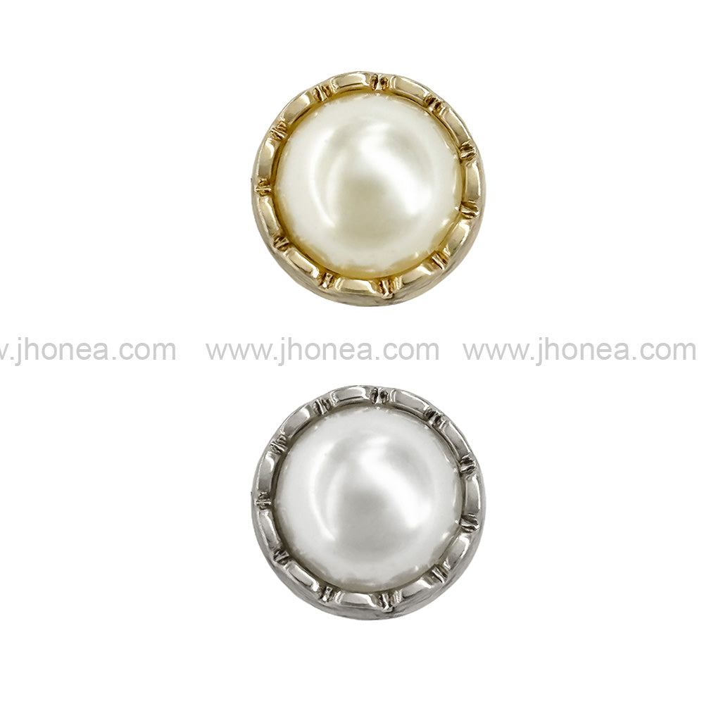 Shiny Round Shape with Scalloped Edges Pearl Button. Shiny Gold and Shiny Silver