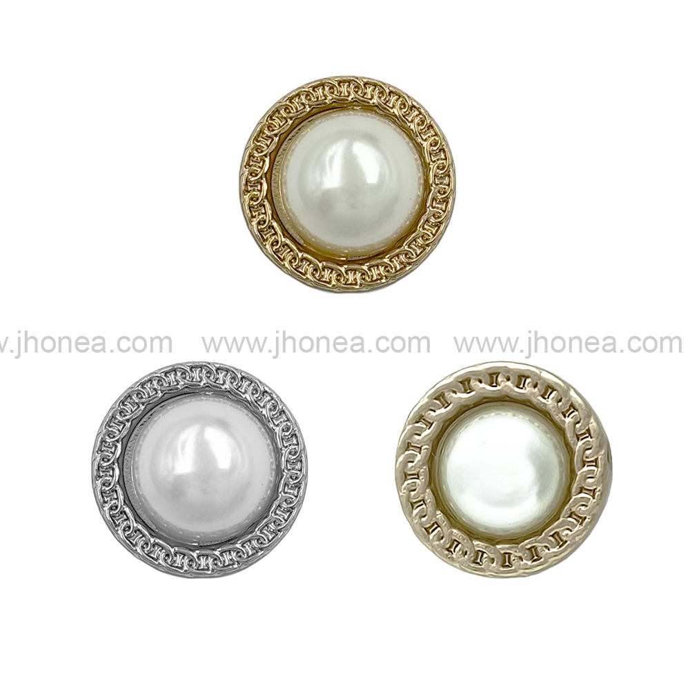 Round Shape with Chain-Like Design Rim Pearl Button