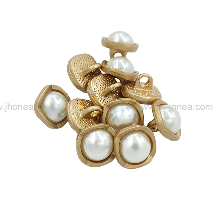 Rounded Square Shape Matte & Shiny Pearl Buttons