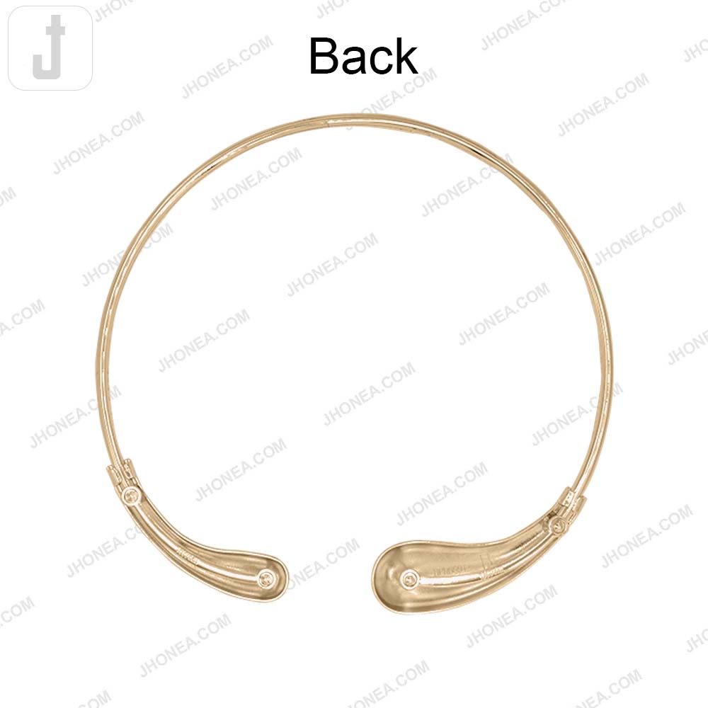 Classic Flexible Twist Neckline Necklace Design for Women