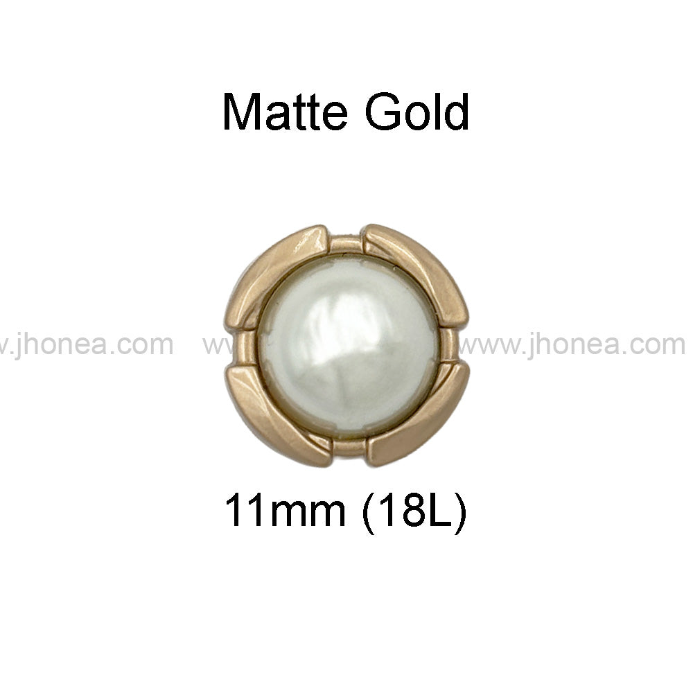 Beautiful Round Shape Cutting Edges Pearl Shank Button