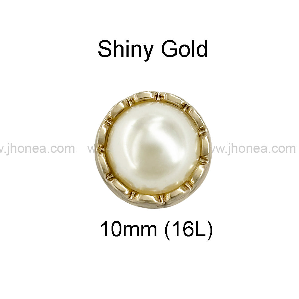 Shiny Round Shape with Scalloped Edges Pearl Button