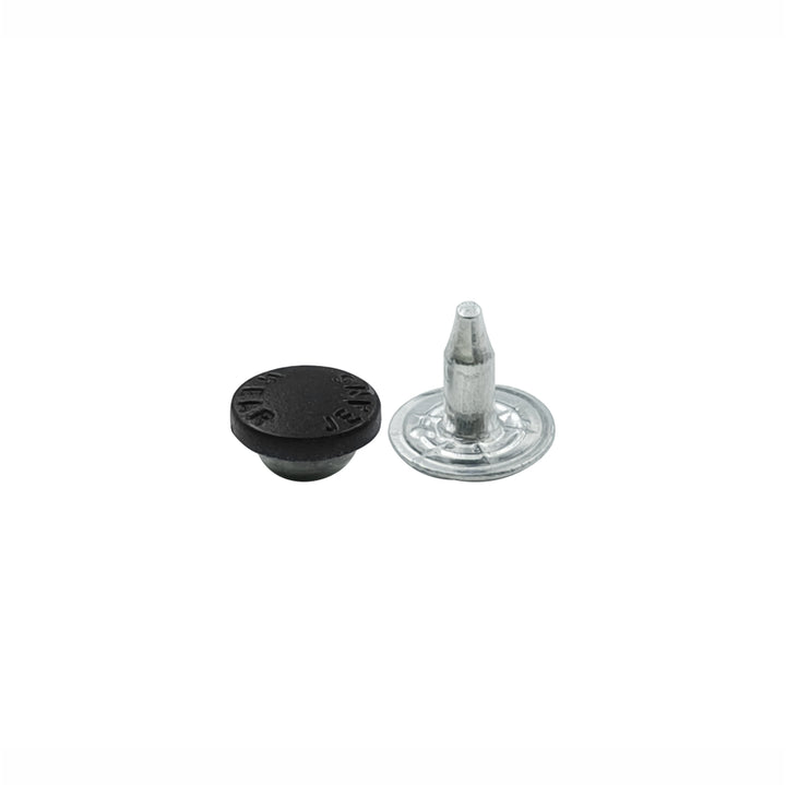 Round and simple rivet stud fasteners for jackets and jeans