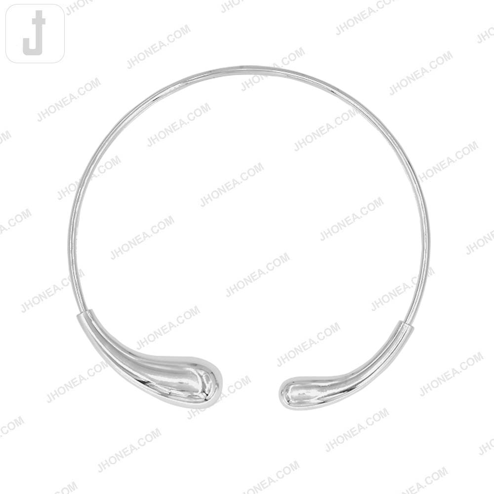 Classic Flexible Twist Shiny Silver Neckline Necklace Design for Women