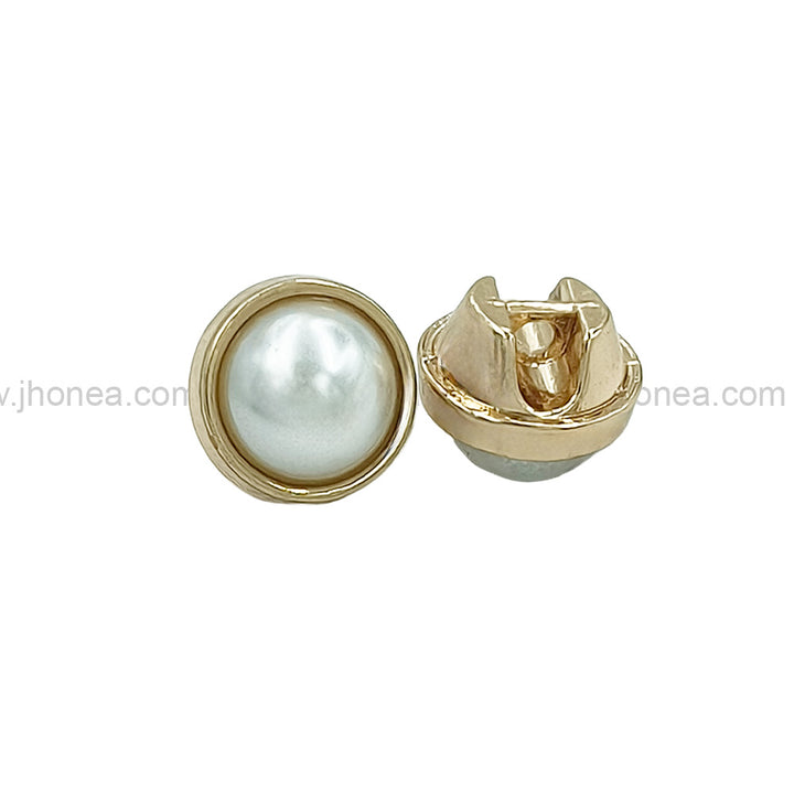Shiny Round Shape Gold Pearl Shank Button