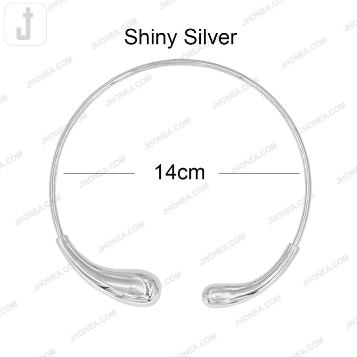 Classic Flexible Twist Neckline Necklace Design for Women