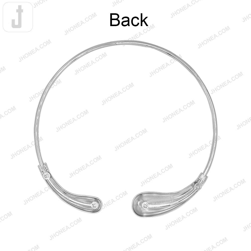 Classic Flexible Twist Neckline Necklace Design for Women