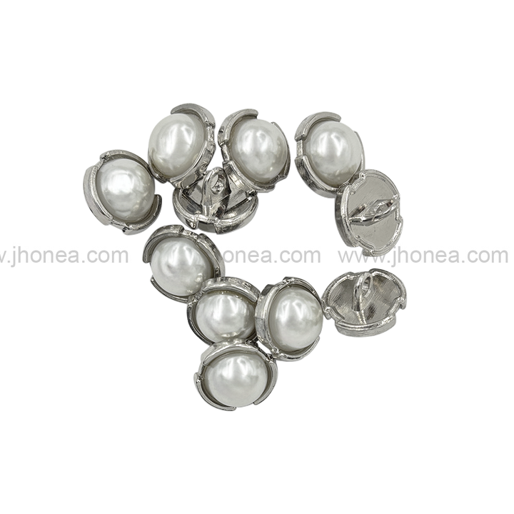 10mm (16L) Round Shape Cutting Edges Pearl Button