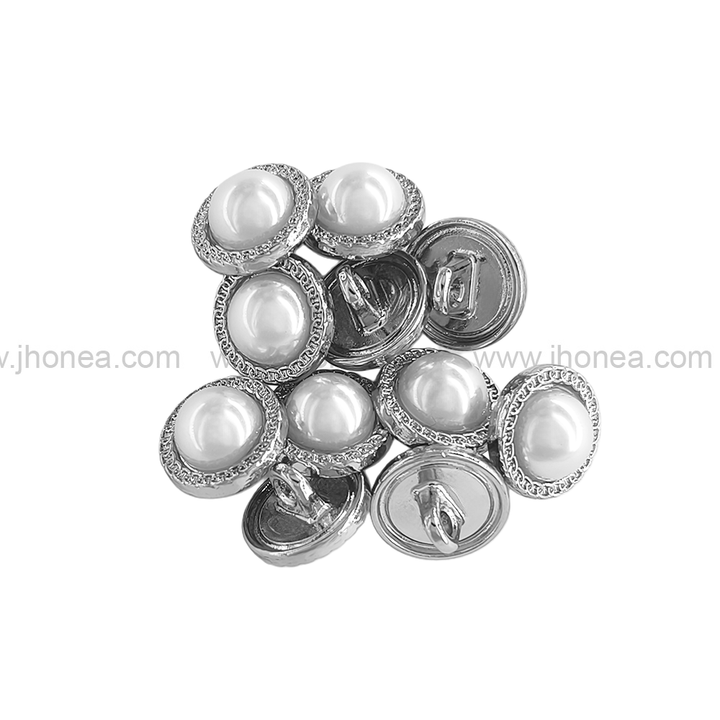 Shiny silver Round Shape with Chain-Like Design Rim Pearl Button