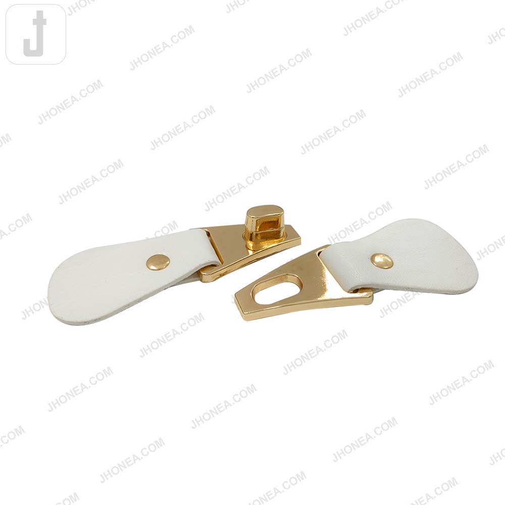 Stylish PU Leather Belt with Elegant Metal Clasp Lock Design