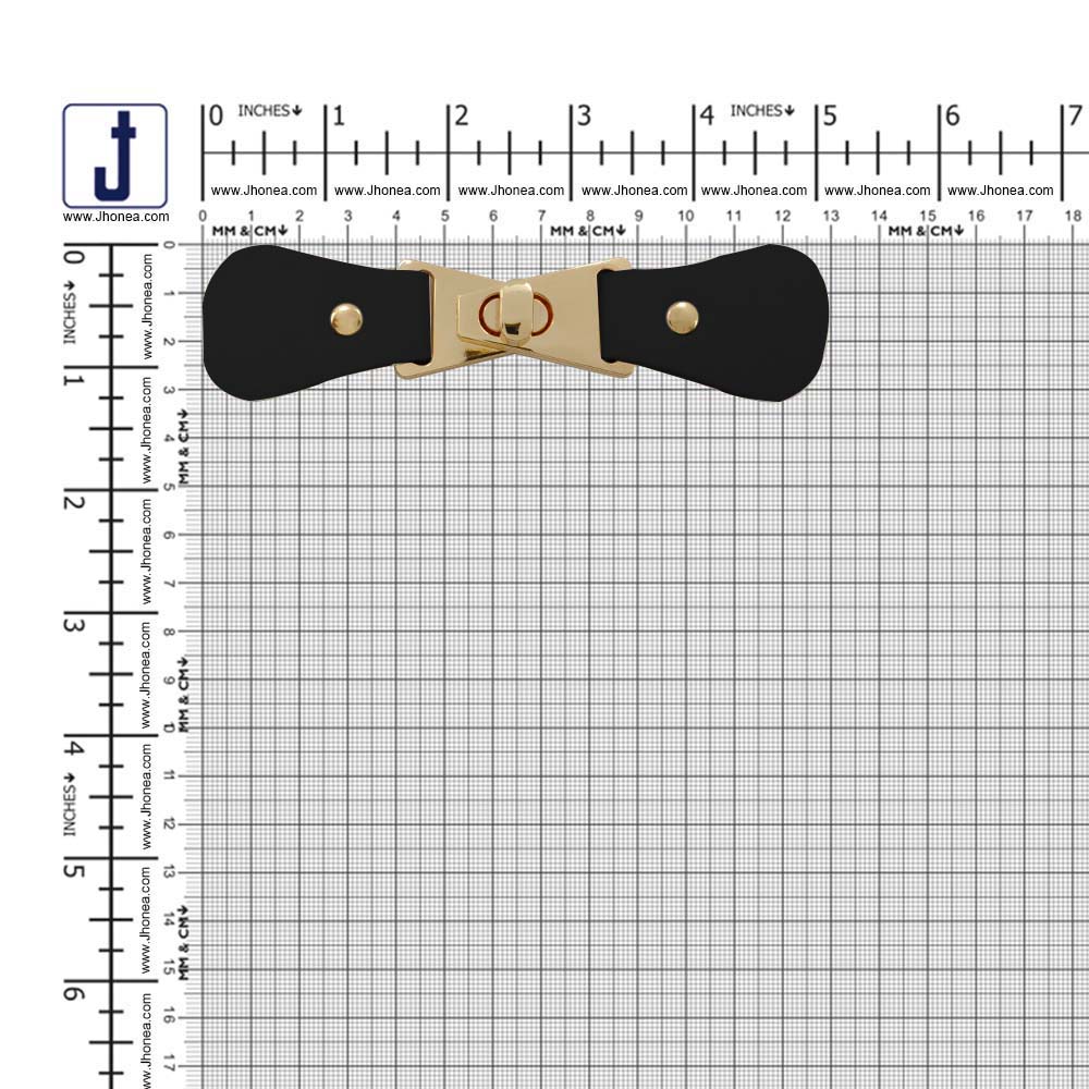 Stylish PU Leather Belt with Elegant Metal Clasp Lock Design