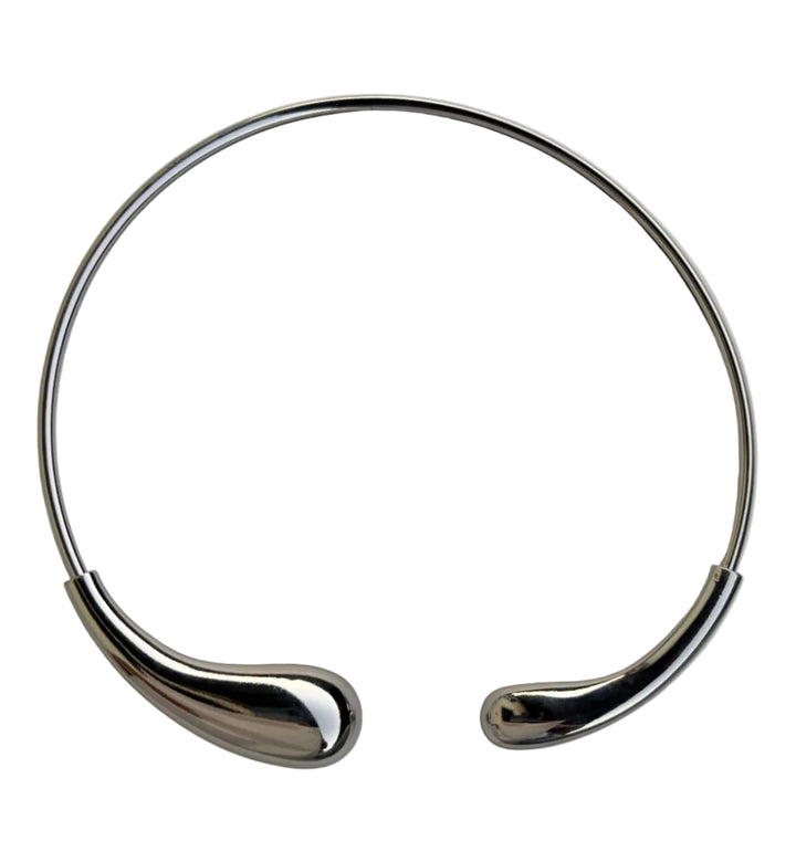 Classic Flexible Twist Neckline Necklace Design for Women