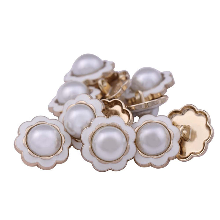 Decorative Flower Shape Pearl Metal Buttons for Shirt/Coats