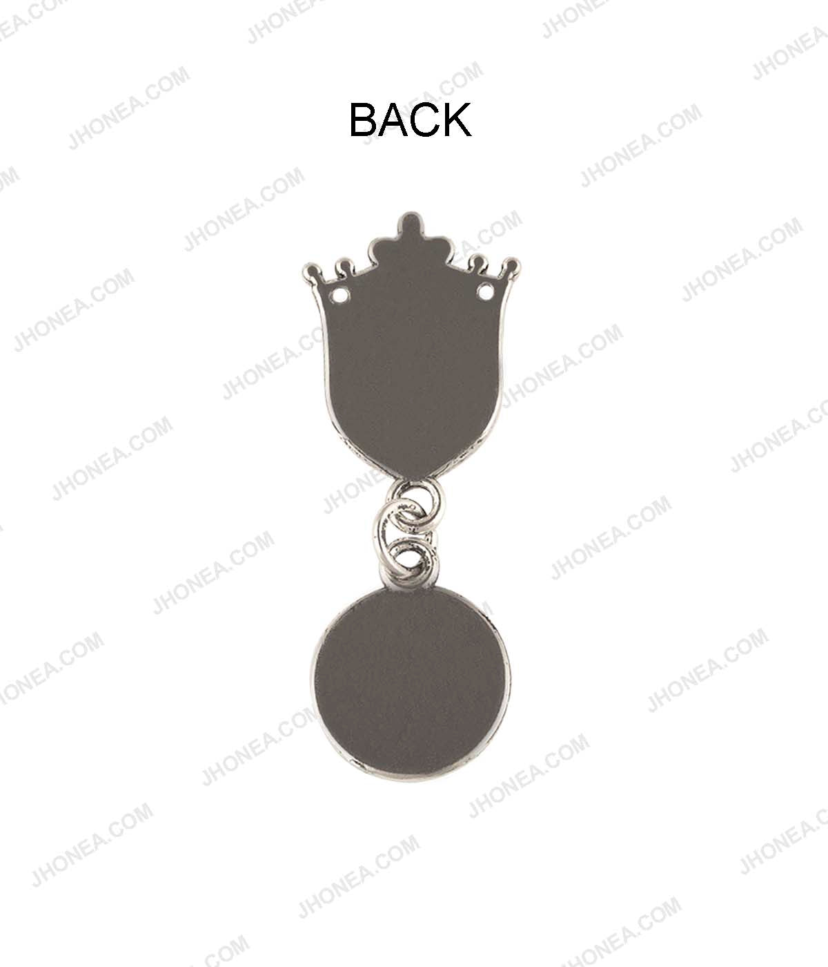 Beautiful Antique Silver Badge Design British Fashion Accessory