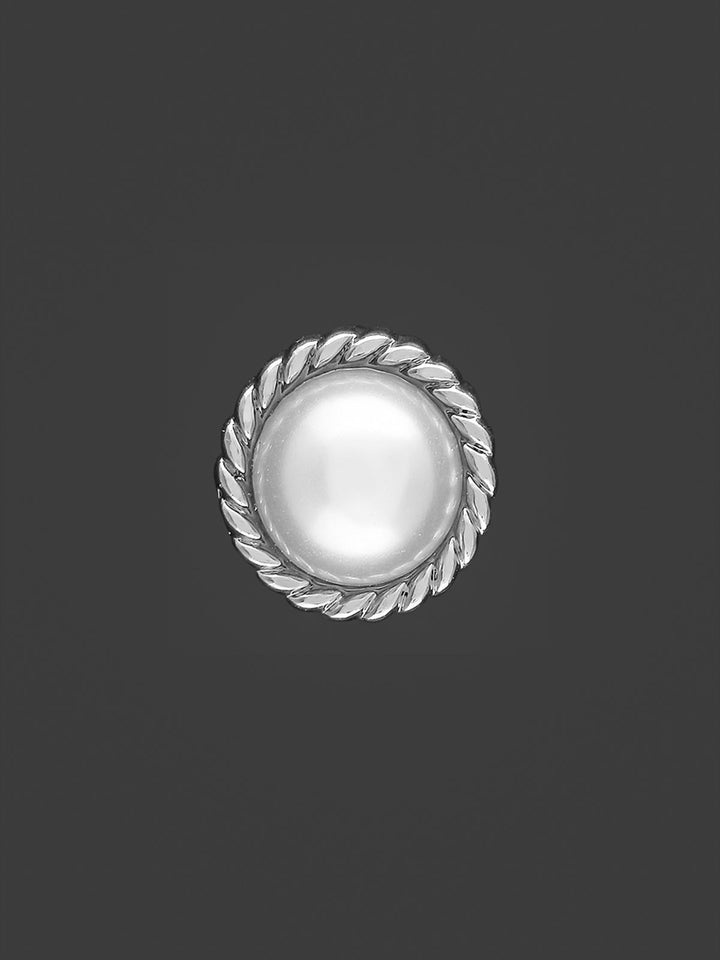 Shiny Round Shape Engraved Rim Pearl Button in Silver Color